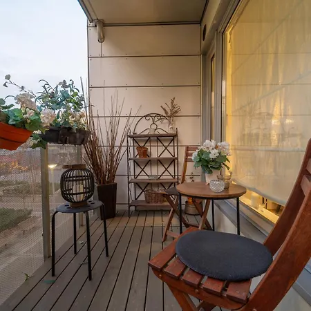 Premier Location By S, Bus Terminal & Markets