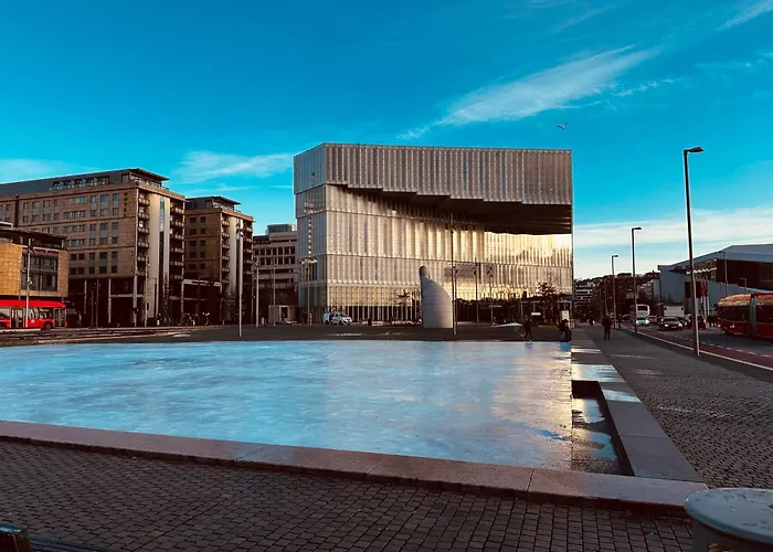 Premier Location By S, Bus Terminal & Markets Leilighet